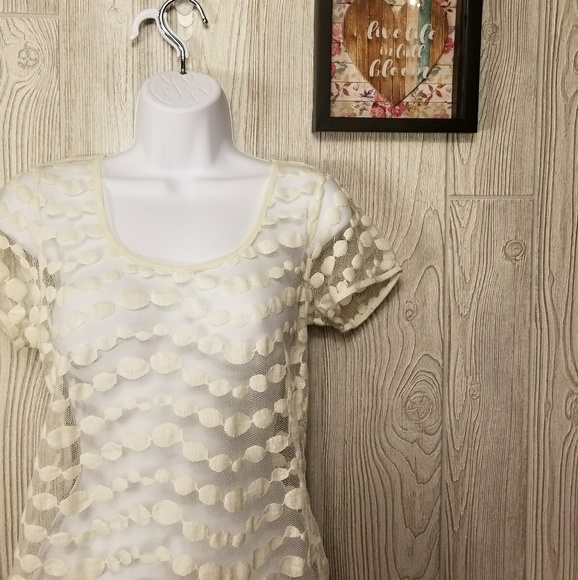 3/$15 The Limited Blouse - Picture 2 of 6